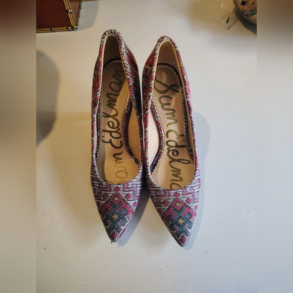 Sam Edelman Hazel Red Navajo Weave Pointy Toe Stiletto Pump Size 7